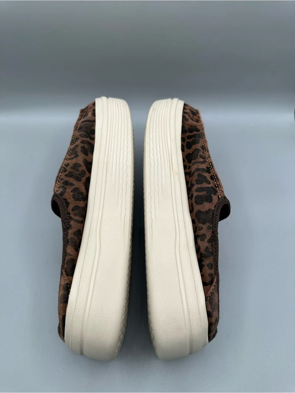 Hey Dude Austin Lift Classic Platform Leopard Slip On Women 8 Brown - Picture 8 of 11